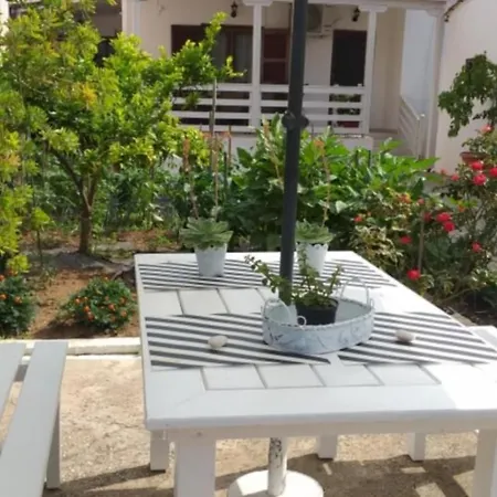 Katerina's Cozy * Skála Sotíros